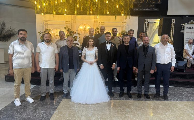 İlçe Yönetim Kurulu Üyemiz Numan Aygüneş’in kardeşinin düğününe katılım sağladık