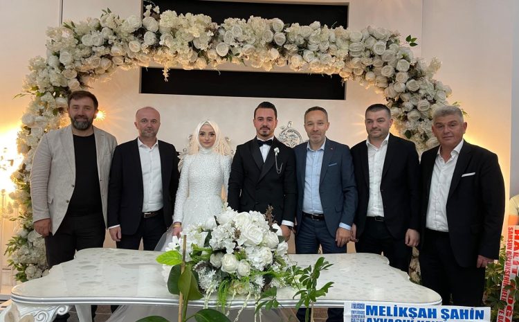  Ayvacık İlçe Başkanımız Kemalettin Gökce’nin oğlunun düğününe katılım sağladık