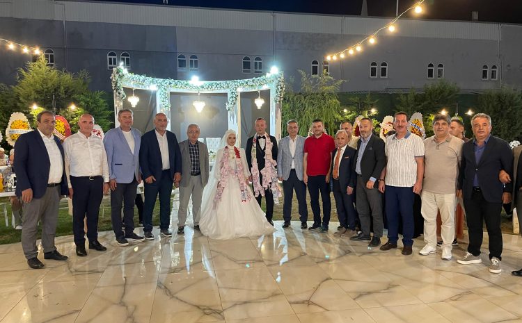  Lokantacılar Odası Başkanı İsmail Balcı’nın kızının düğününe katılım sağladık